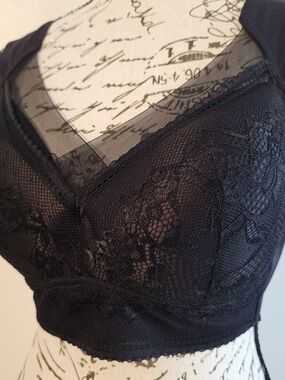 NWT Zenchic Seamless Black Lace Bra 2XL Molded Cups